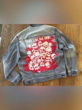 Mackeen Market Gray Denim Jacket with Red & White Skull Graphic